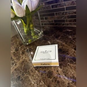 F.A.R.A.H Zahra Cool Tone Highlighter NIB Radiant Glow Makeup